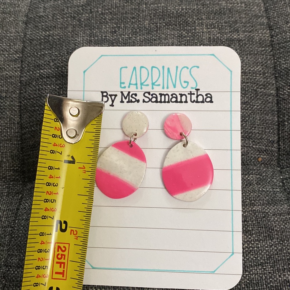 Clay Earrings - Picture 5 of 6